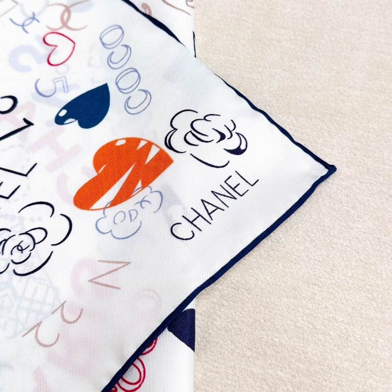 Chanel silk scarf 90X90cm E04 (12)