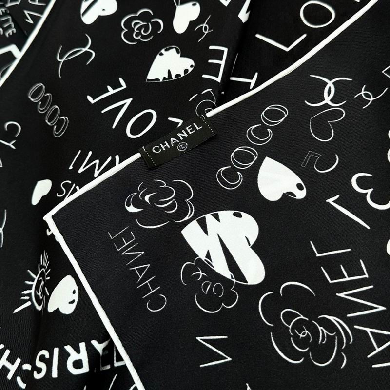 Chanel silk scarf 90X90cm E04 (2)