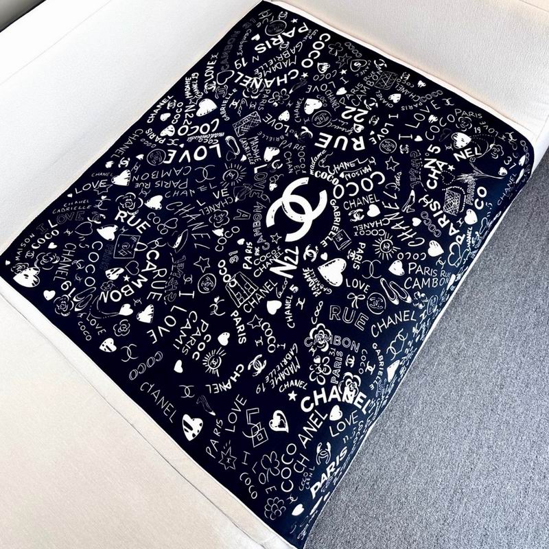Chanel silk scarf 90X90cm E04 (7)