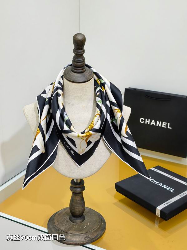 Chanel silk scarf 90X90cm E10 (11)