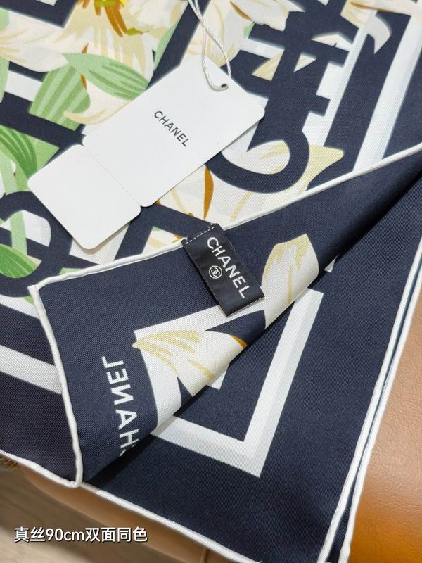 Chanel silk scarf 90X90cm E10 (14)