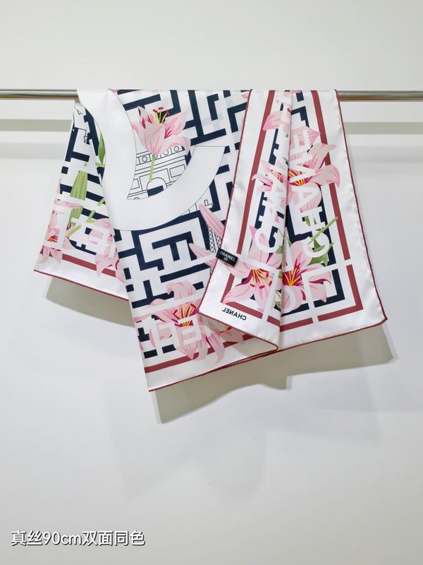 Chanel silk scarf 90X90cm E10 (3)