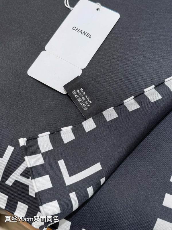 Chanel silk scarf 90X90cm E13 (13)