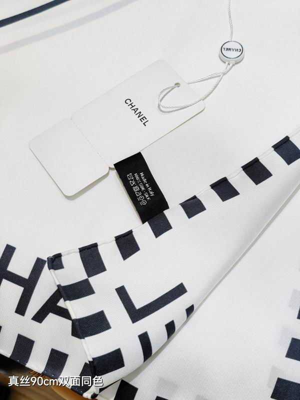 Chanel silk scarf 90X90cm E13 (4)