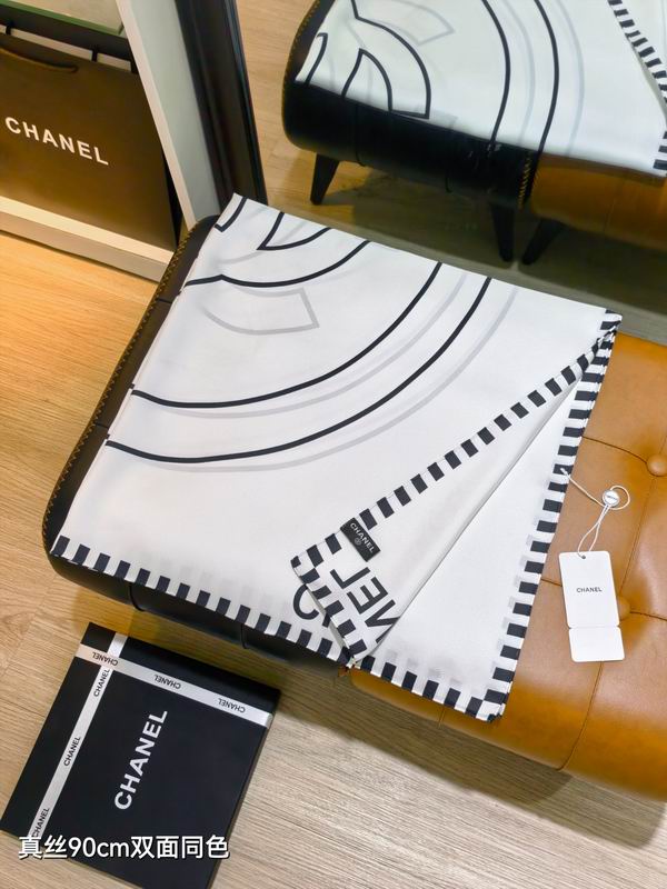 Chanel silk scarf 90X90cm E13 (8)