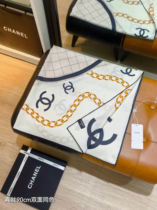 Chanel silk scarf 90X90cm E17 (17)