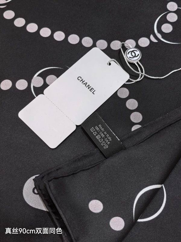 Chanel silk scarf 90X90cm E18 (14)