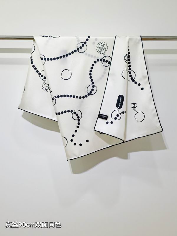 Chanel silk scarf 90X90cm E18 (4)