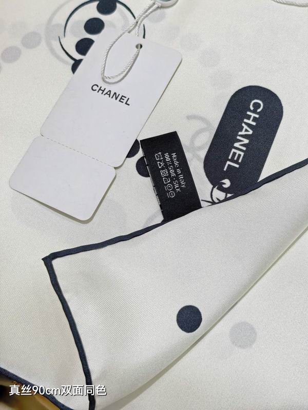 Chanel silk scarf 90X90cm E18 (5)