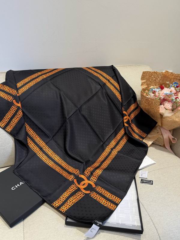 Chanel silk scarf 90X90cm E48 (9)