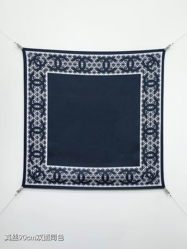 Chanel silk scarf 90X90cm E50 (9)