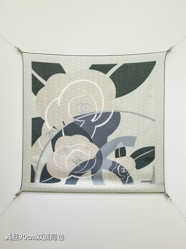 Chanel silk scarf 90X90cm E51 (18)