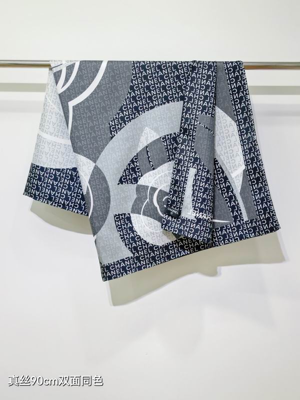 Chanel silk scarf 90X90cm E51 (4)