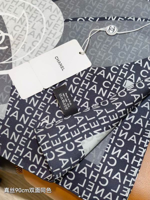 Chanel silk scarf 90X90cm E51 (5)
