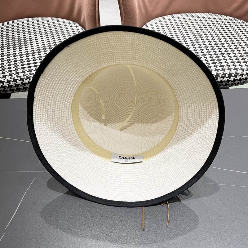 Chanel top hat (1020)