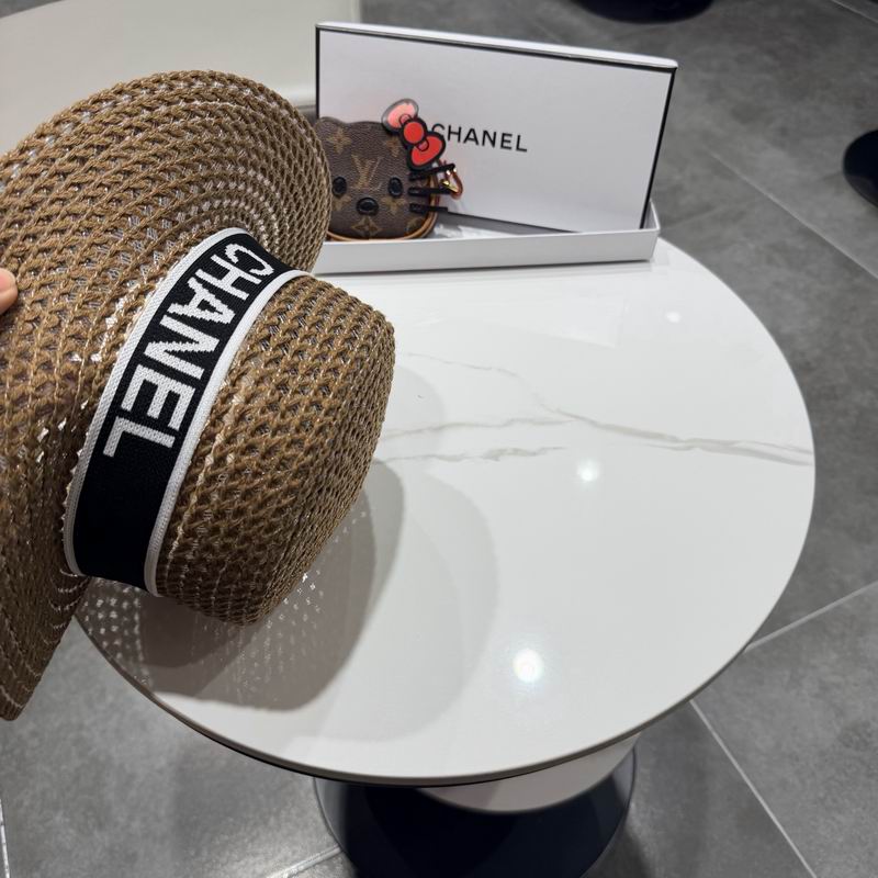 Chanel top hat (1710)