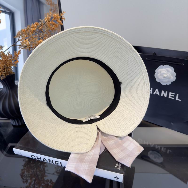 Chanel top hat (225)