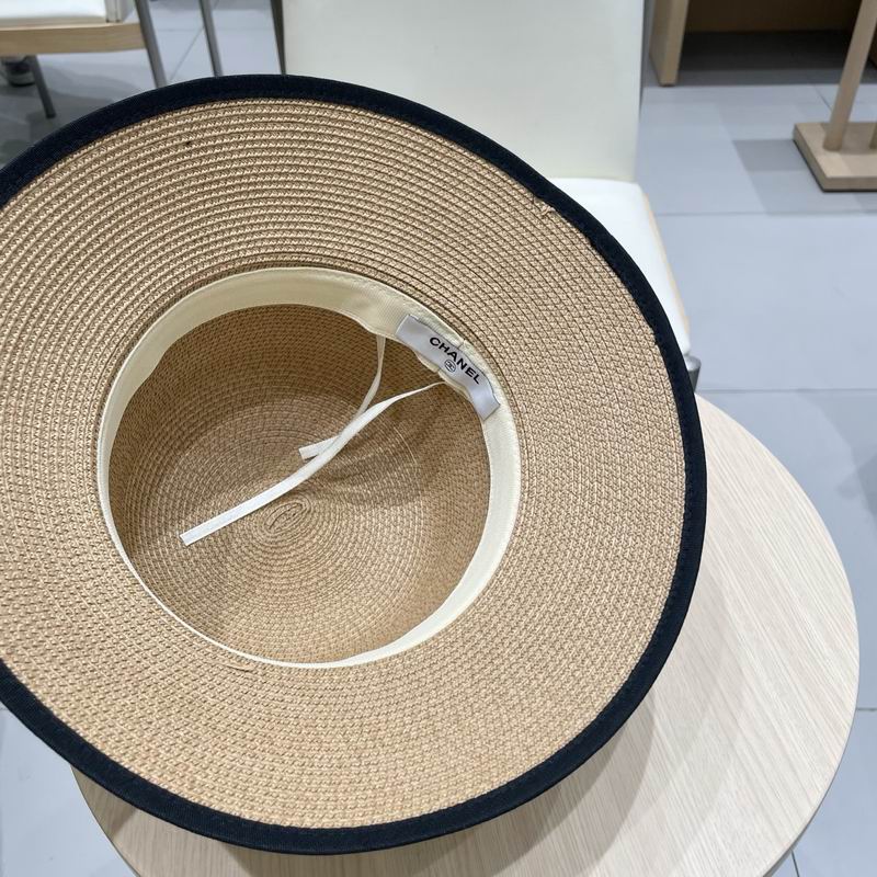 Chanel top hat (617)