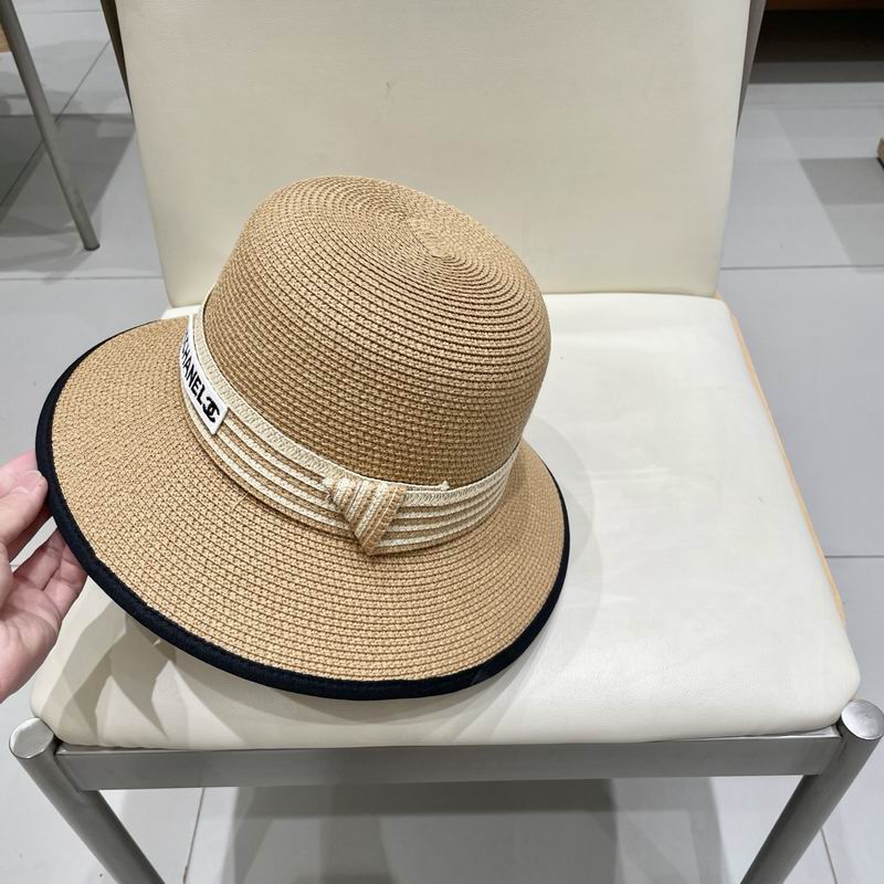 Chanel top hat (618)