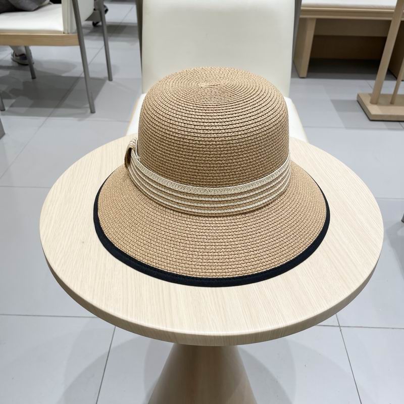 Chanel top hat (623)