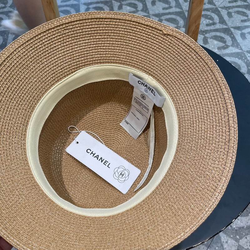 Chanel top hat (671)