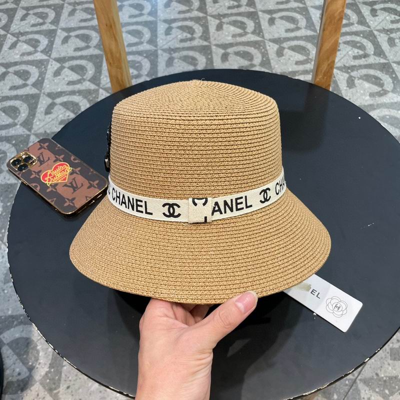 Chanel top hat (673)