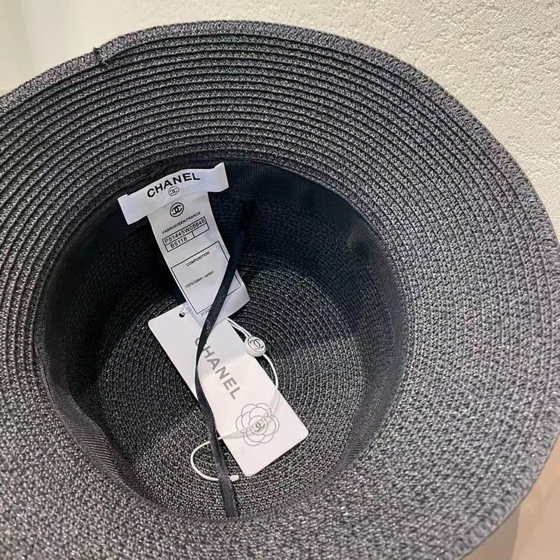 Chanel top hat (681)