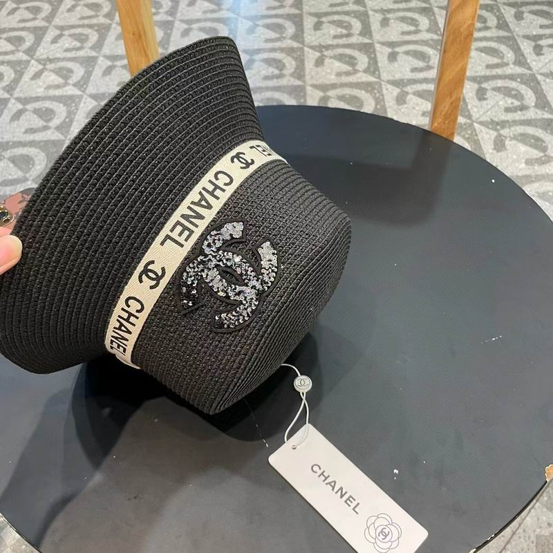 Chanel top hat (684)