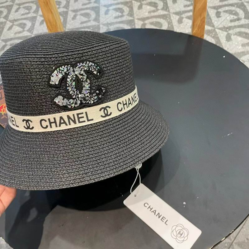 Chanel top hat (686)