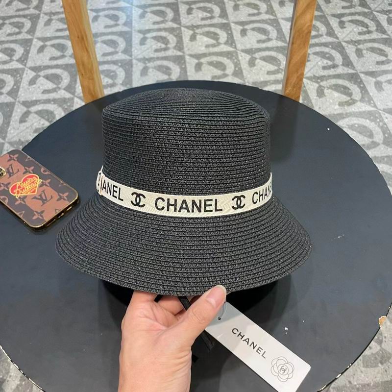 Chanel top hat (687)