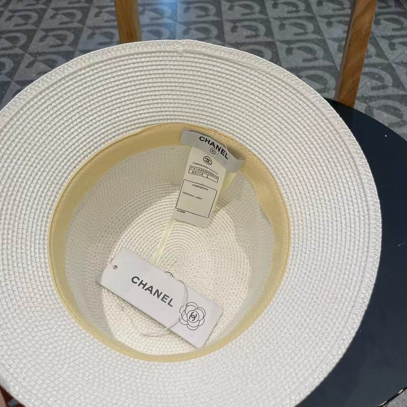 Chanel top hat (691)