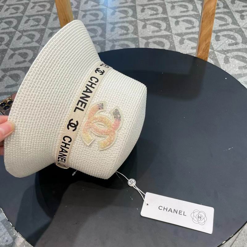 Chanel top hat (694)