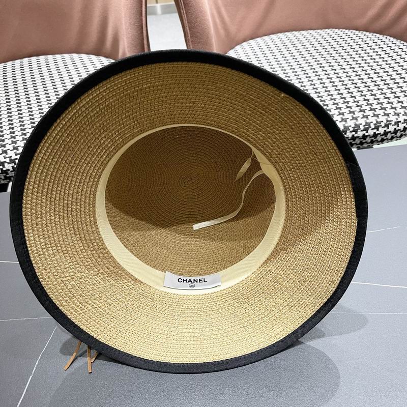 Chanel top hat (988)