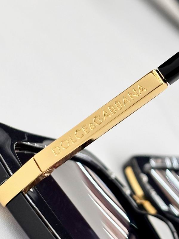 DG Glasses sms (443)