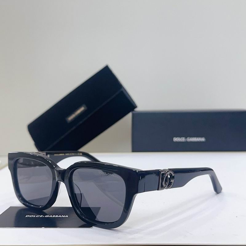 DG Glasses sms (489)