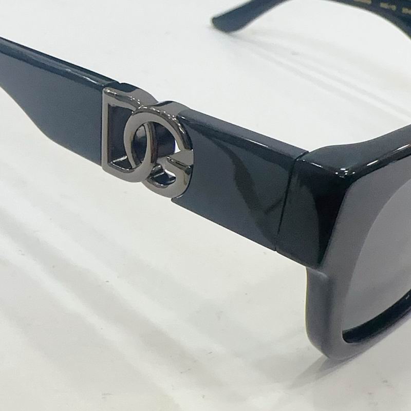 DG Glasses sms (493)