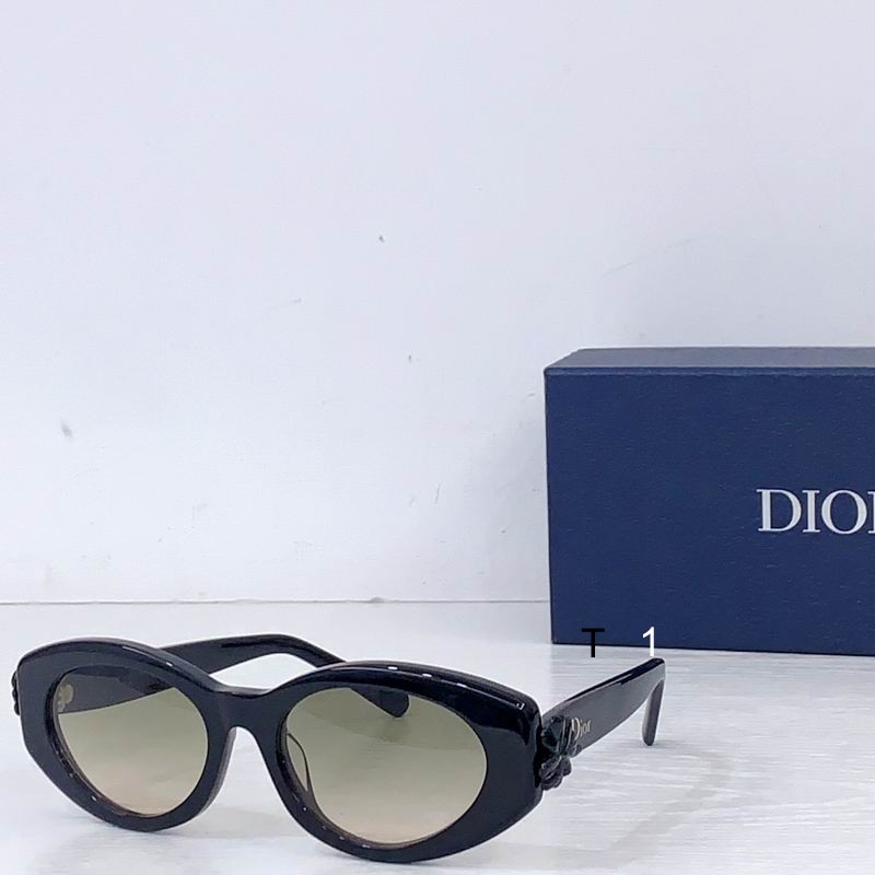DIOR 0330 54 19-140 b03
