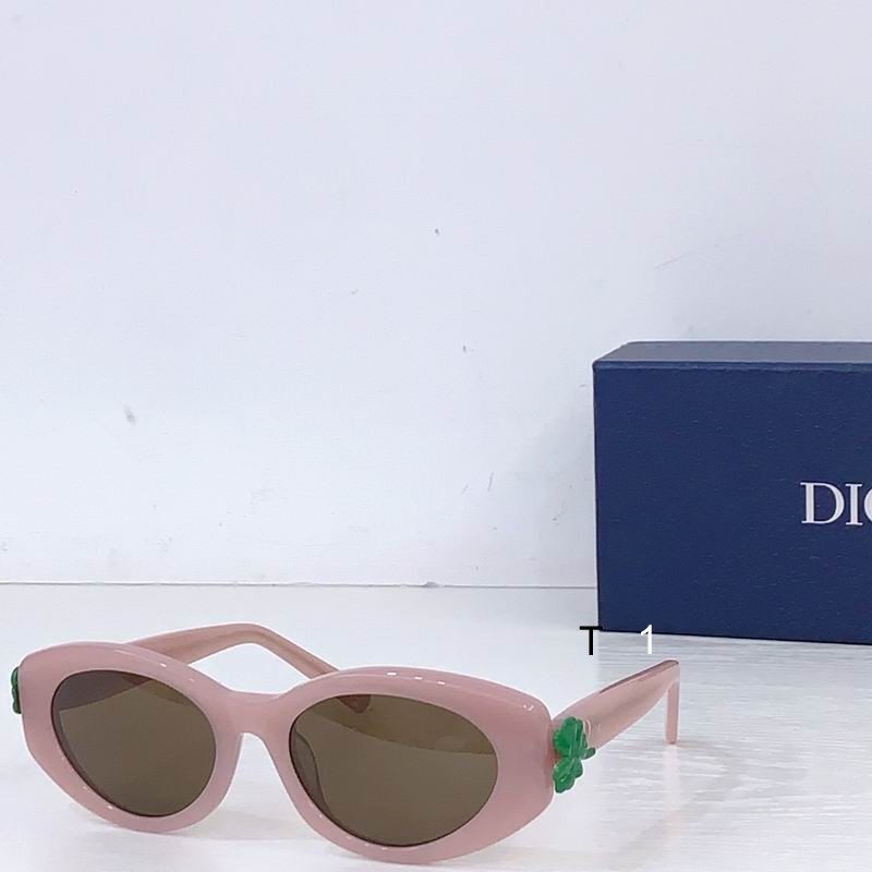 DIOR 0330 54 19-140 b05