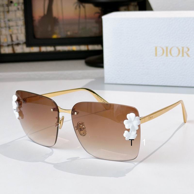 DIOR CLOVER 62-15-135 a02