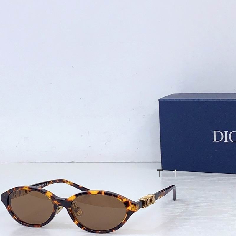 Dior 03311 53 17-145 a04