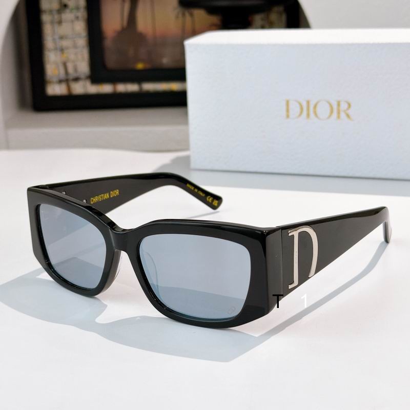 Dior 0309 55 18-140 a02
