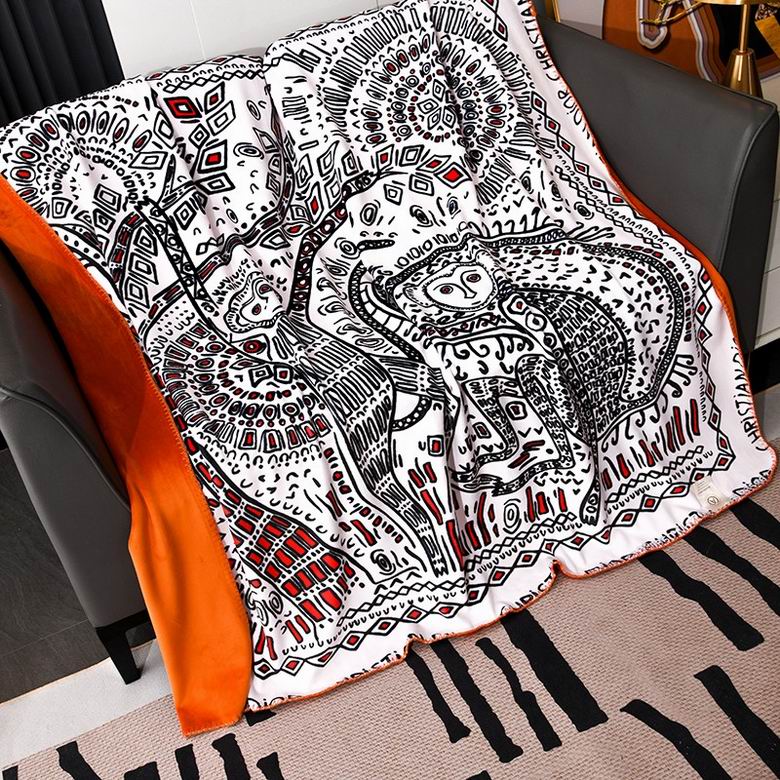 Dior 1.5x1.5m 1.5x2.0m 2.0x2.3m   (6)