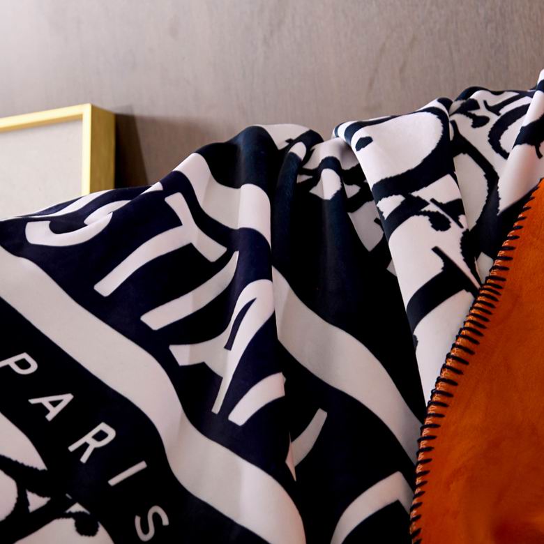 Dior 1.5x1.5m 1.5x2m 2x2.3m  (7)