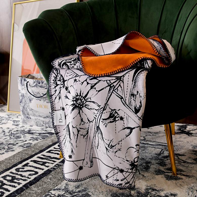 Dior 1.5x1.5m 1.5x2m 2x2.3m  (9)