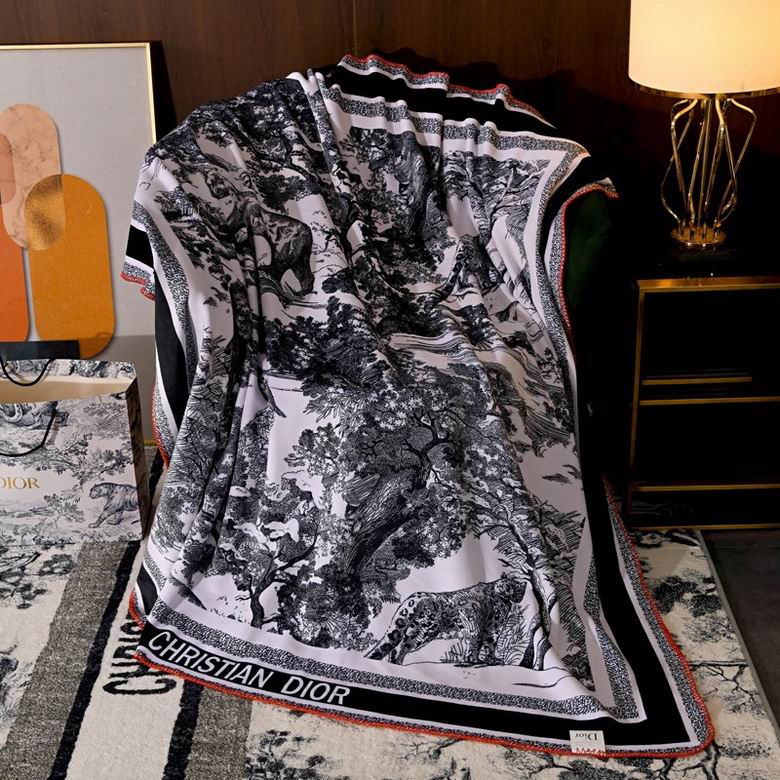 Dior 1.5x1.5m 1.5x2m 2x2.3m    (2)