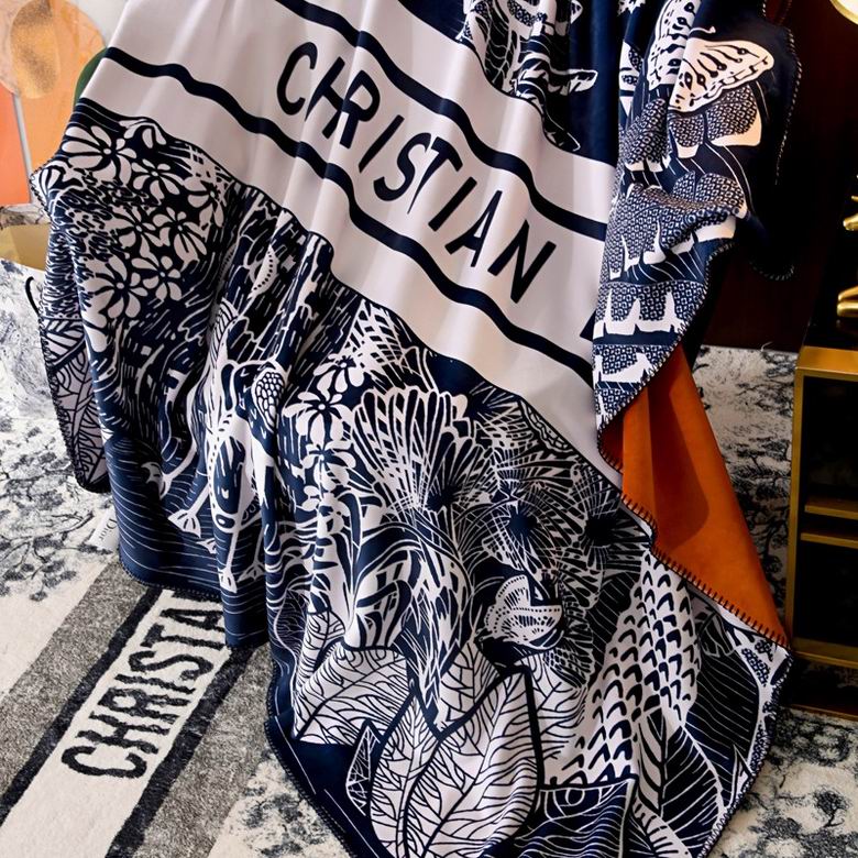 Dior 1.5x1.5m 1.5x2m 2x2.3m    (5)