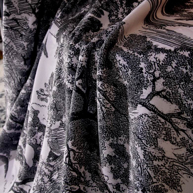 Dior 1.5x1.5m 1.5x2m 2x2.3m    (5)