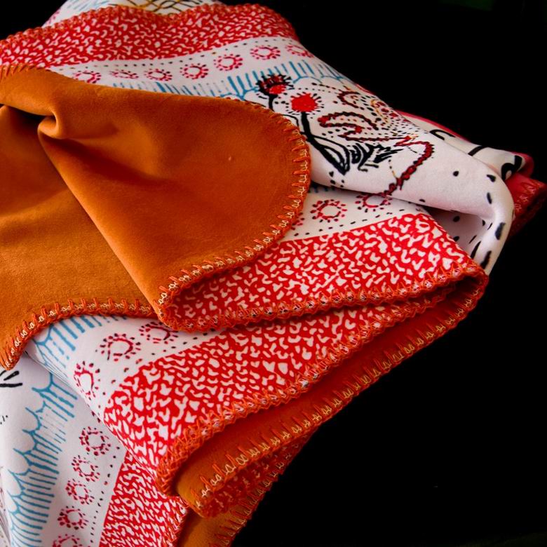 Dior 1.5x1.5m 1.5x2m 2x2.3m    (6)