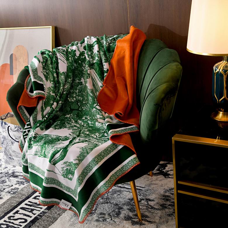 Dior 1.5x1.5m 1.5x2m 2x2.3m    (7)