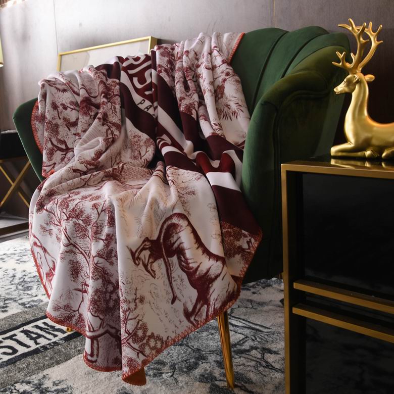 Dior 1.5x1.5m 1.5x2m 2x2.3m    (8)